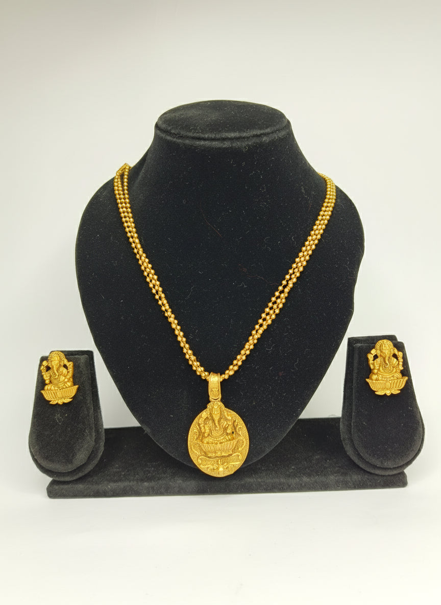 Ganesh Pendant Necklace with Matching Earrings – Traditional Devotional Jewellery