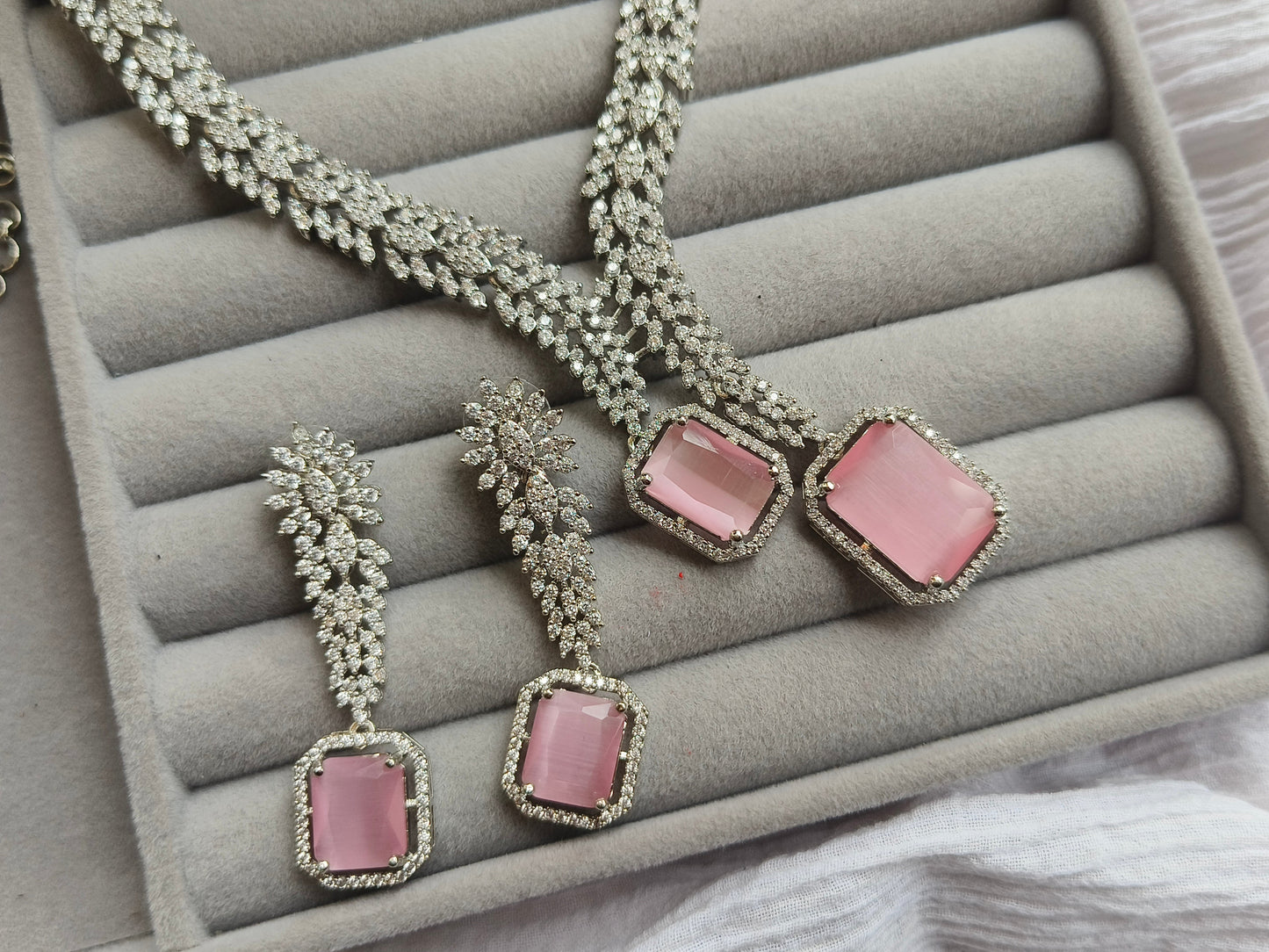 BEAUTIFUL SILVER WITH PINK STONE AMERICAN DIAMOND NEACKLACE