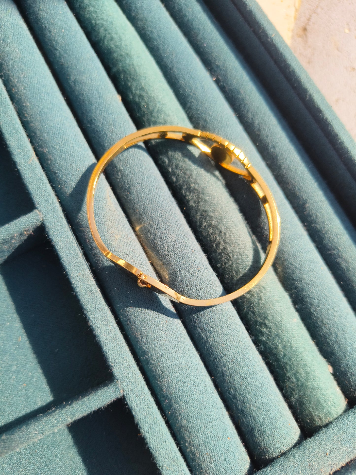 Anti-Tarnish Gold Plated Evil Eye Bracelet with Blue Stone