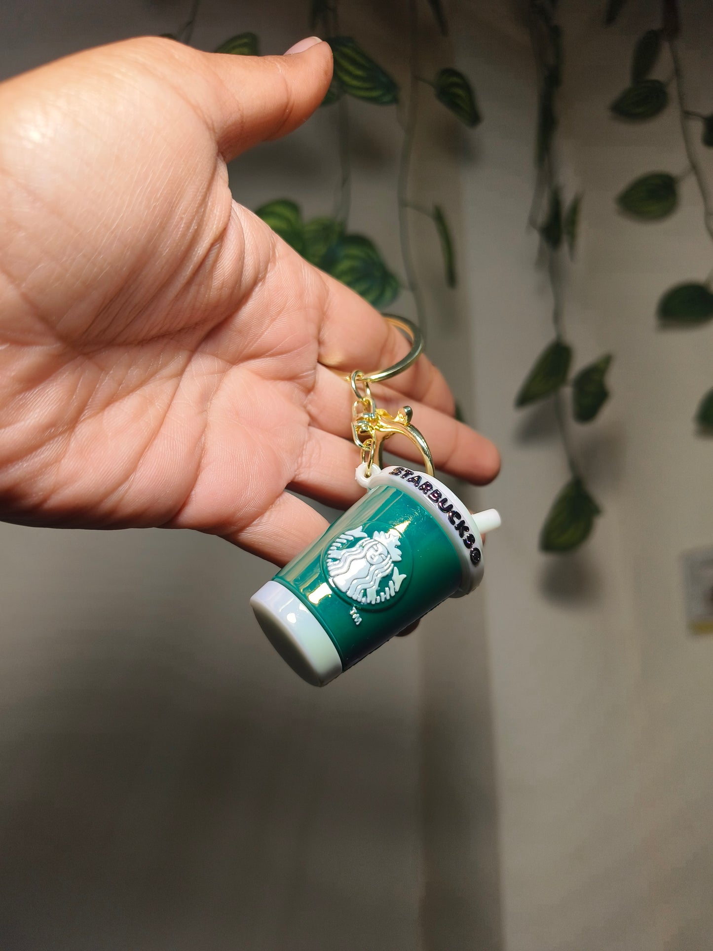 Cute Coffee Cup Keychain | Mini Starbucks Style Tumbler Keyring for Bag, Keys & Gifts