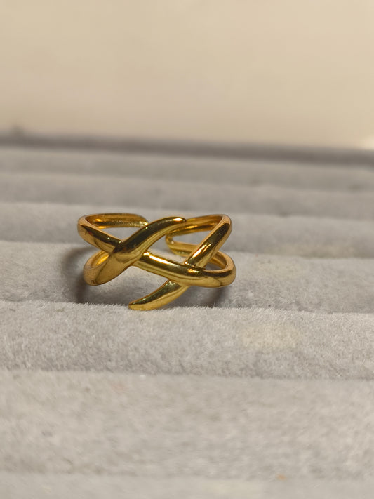 Minimal Cross Wrap Anti-Tarnish Waterproof Ring ✨