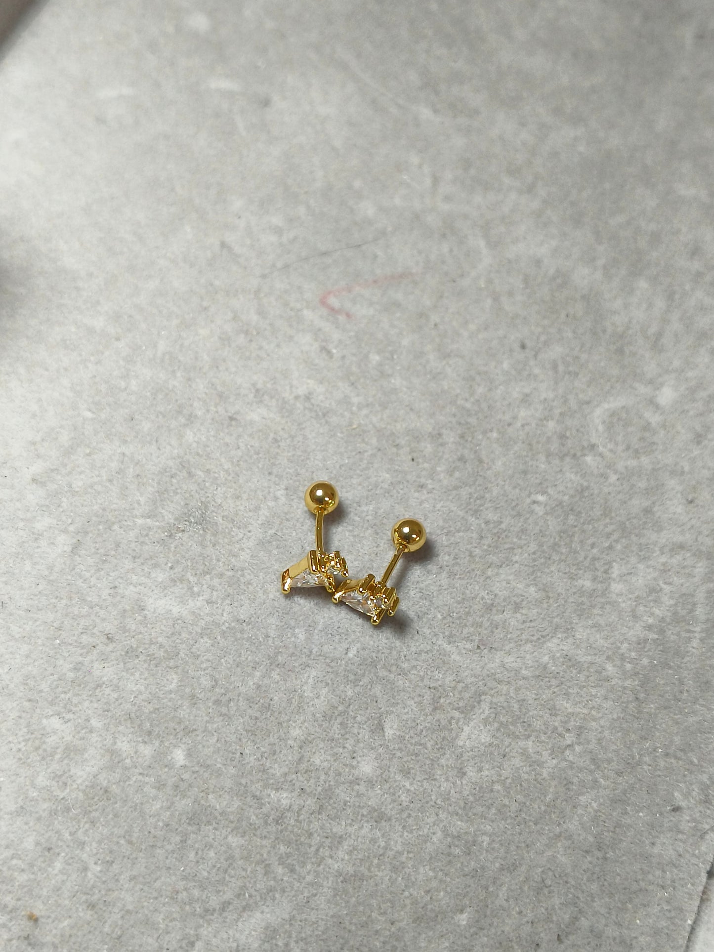 Tringle stone Ball back studs (Pair)