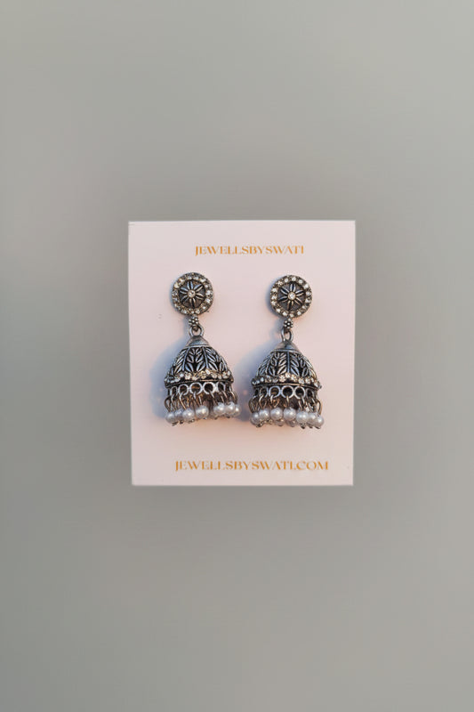 SHINNY SILVER OXIDISED JHUMKI