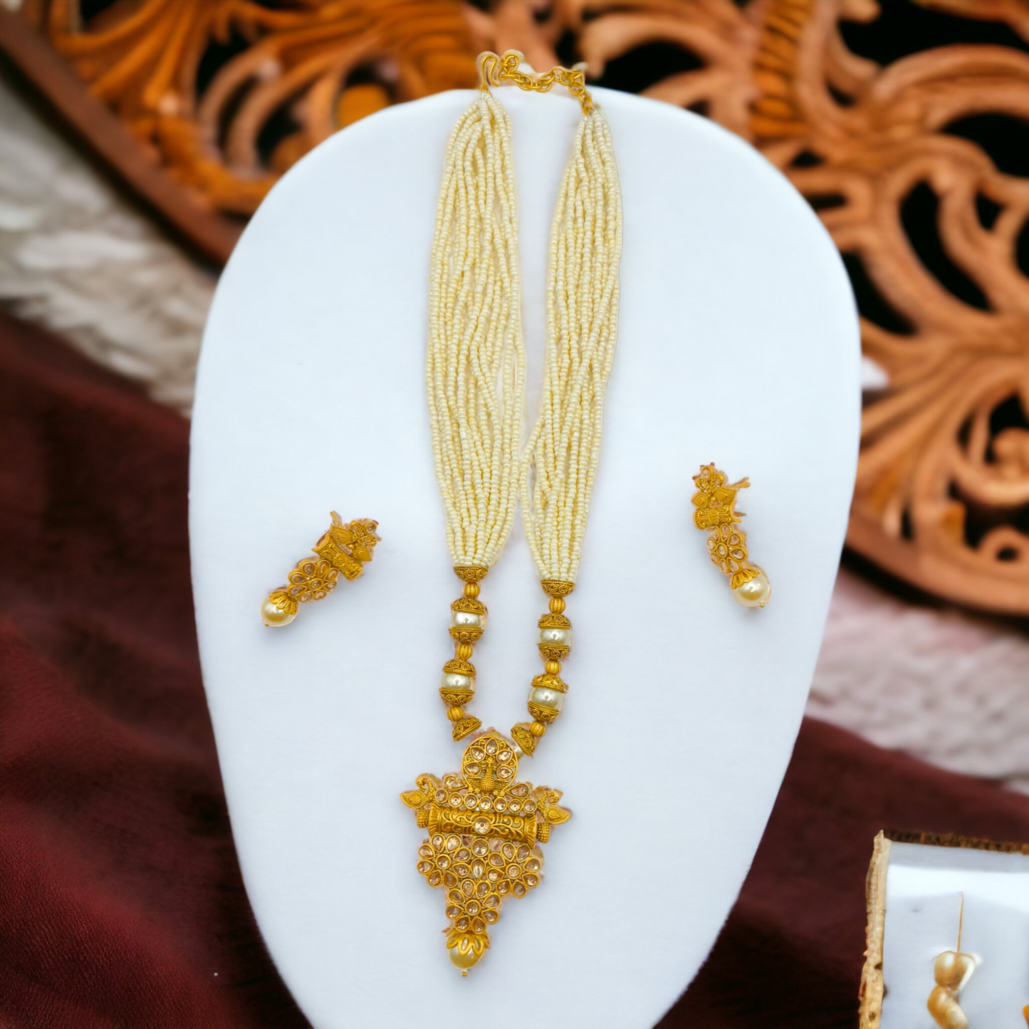Golden Kundan Pearl Beaded Necklace Set