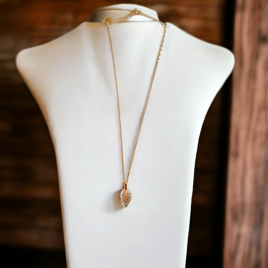 Golden Leaf Elegance Pendant ✨