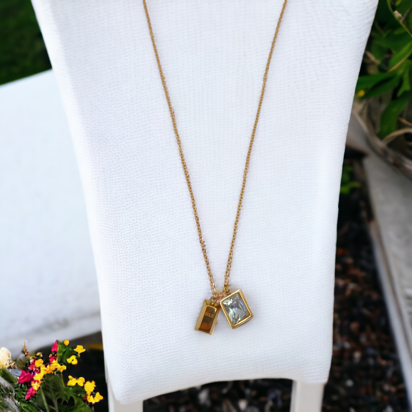 DUEL PENDENT NEACKLACE ( GOLD BRICK AND STONE)