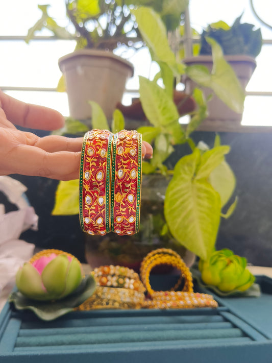 MHAROON AND GREEN CLASSIC BANGLES