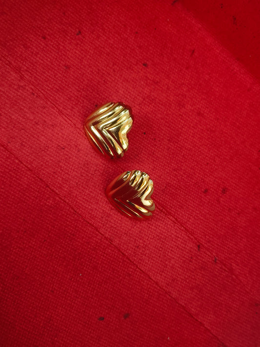 Anti-Tarnish Gold Heart Earrings – Classic Everyday Jewelry