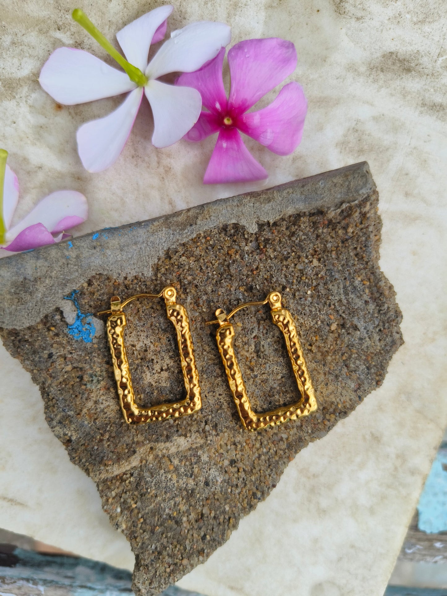 Classic Golden Hoop Earrings | Timeless Everyday Style