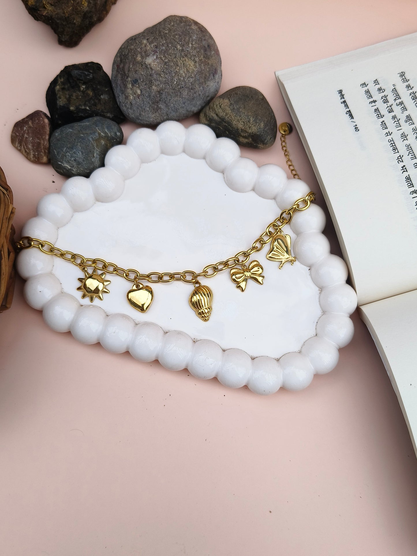 Golden Charm Bracelet – Sun, Heart, Shell & Butterfly Motifs