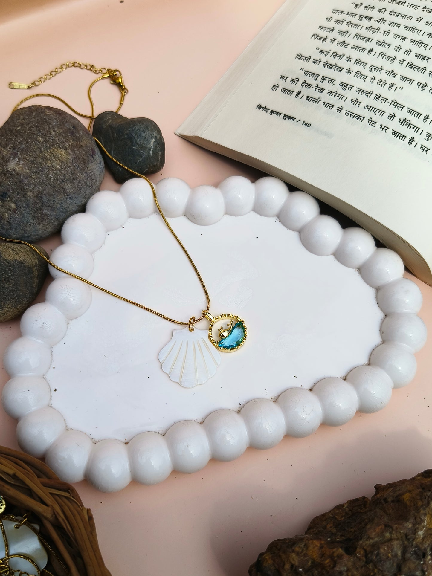 Stainless Steel Seashell Pendant Necklace with Ocean Blue Charm