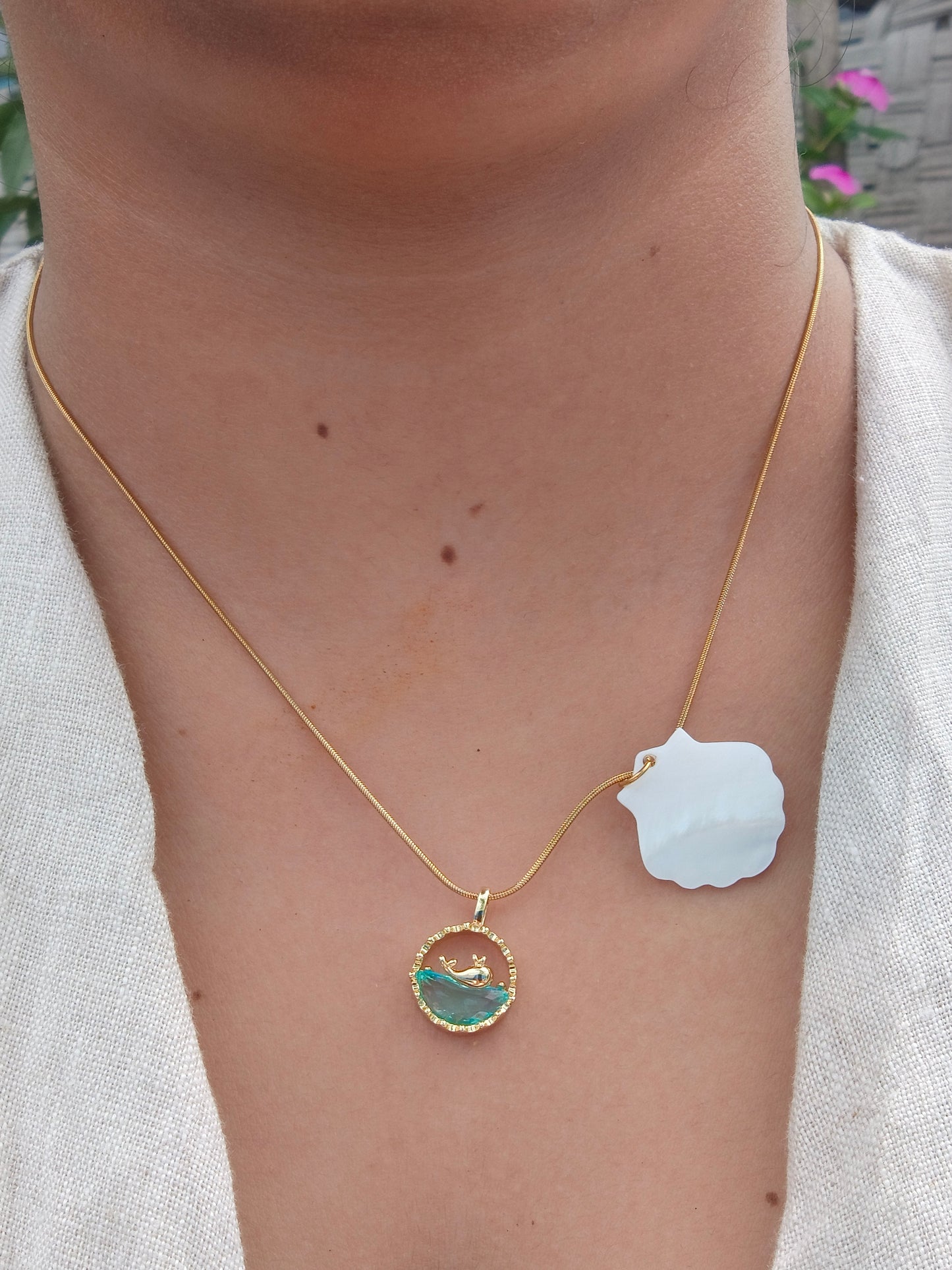 Stainless Steel Seashell Pendant Necklace with Ocean Blue Charm