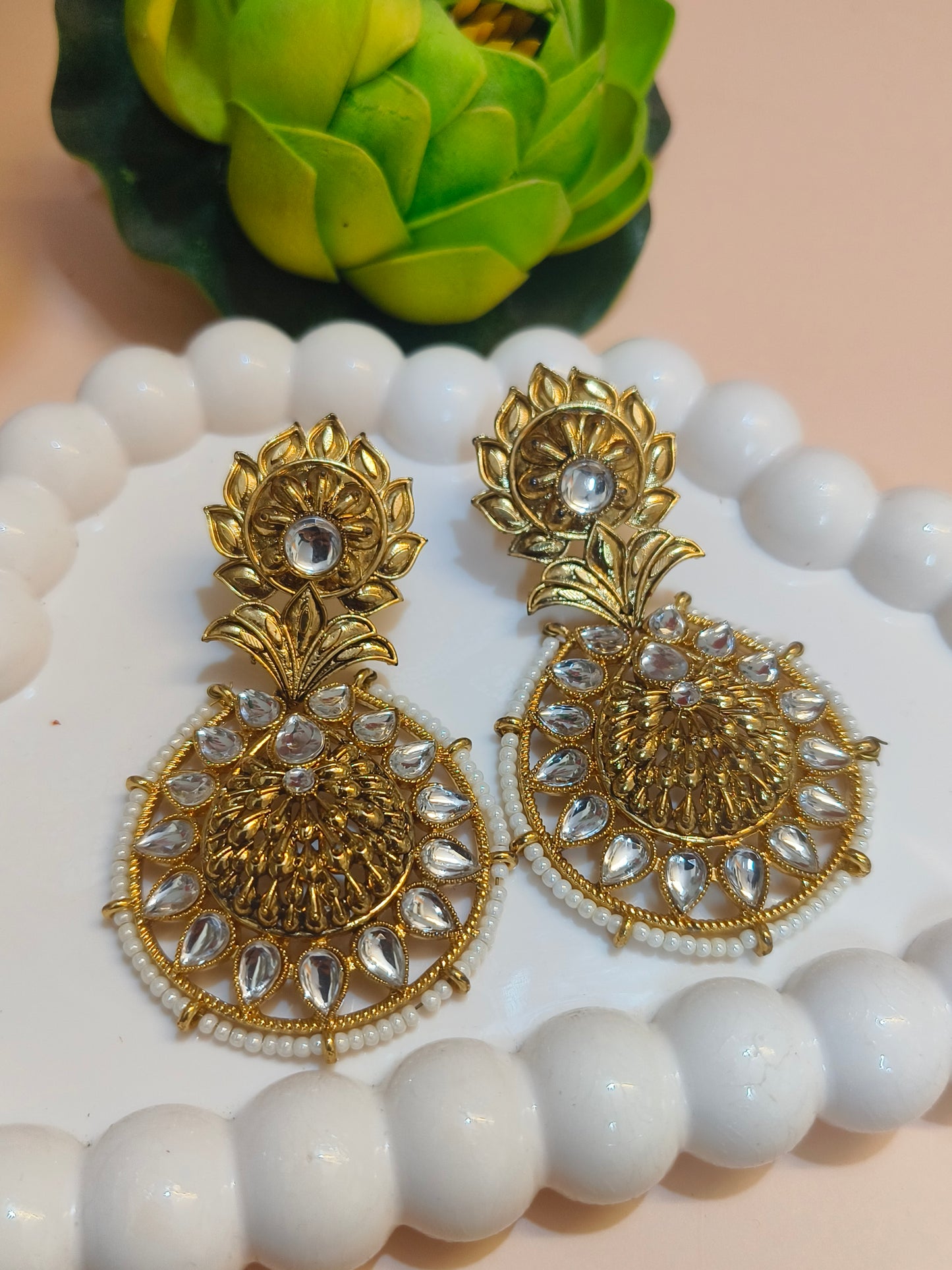 Elegant Gold Kundan Teardrop Earrings