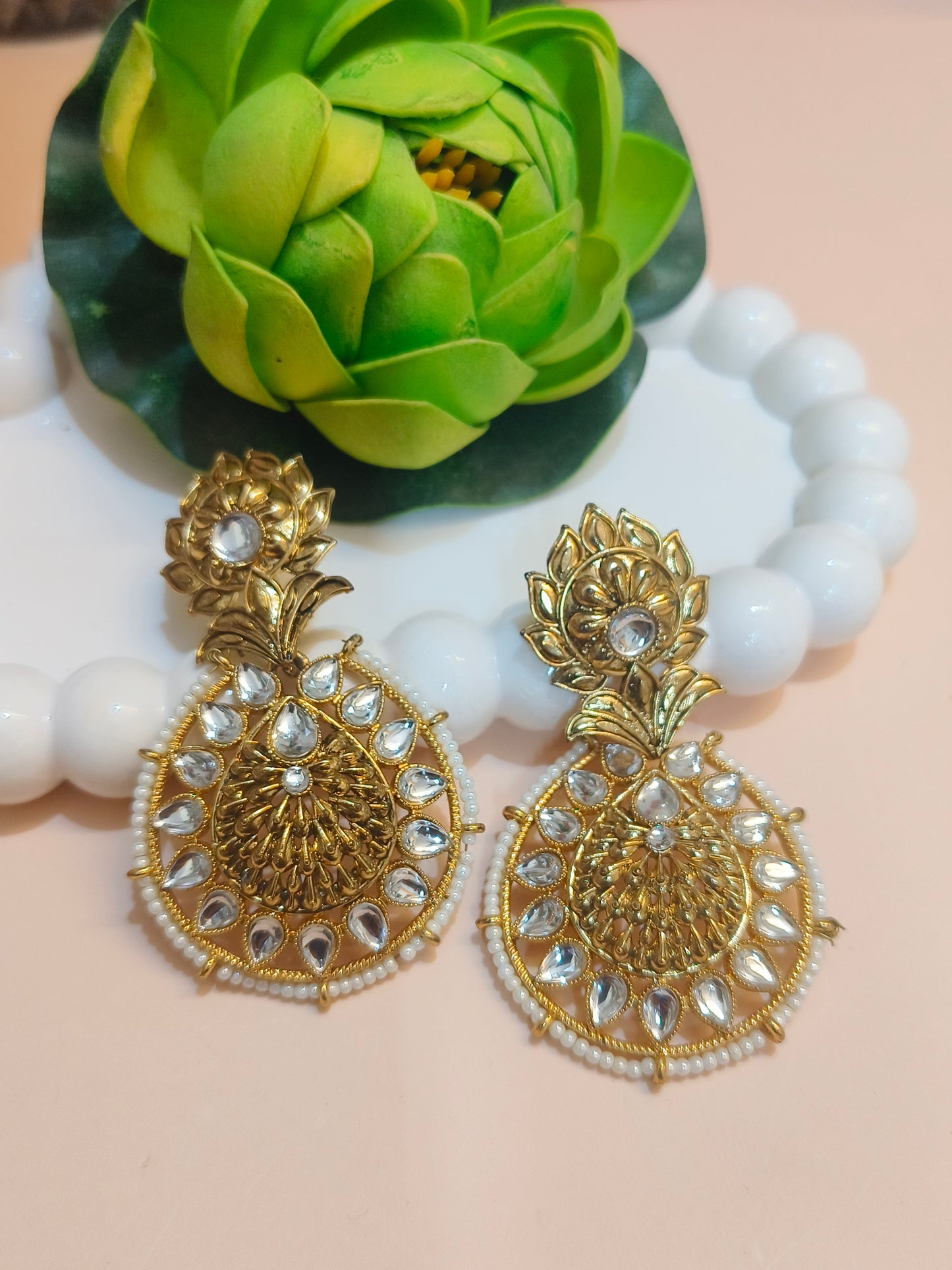 Elegant Gold Kundan Teardrop Earrings