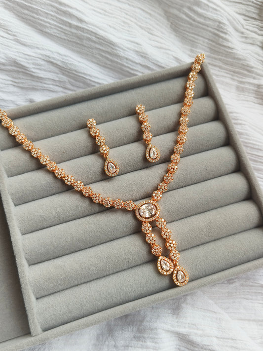 ROSE GOLD AMERICAN DIAMOND NEACKLACE