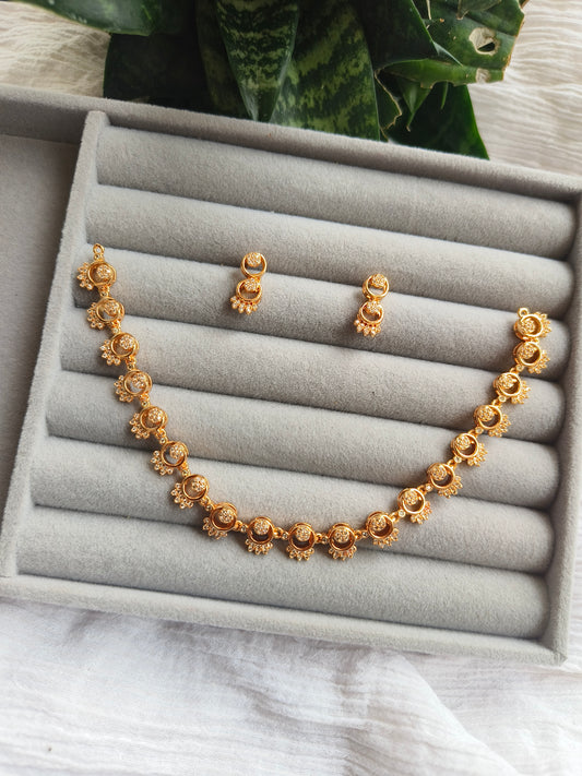 ROSE GOLD MINIMAL AMERICAN DIAMOND NEACKLACE