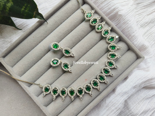 RED AMERICAN DIAMOND NEACKLACE