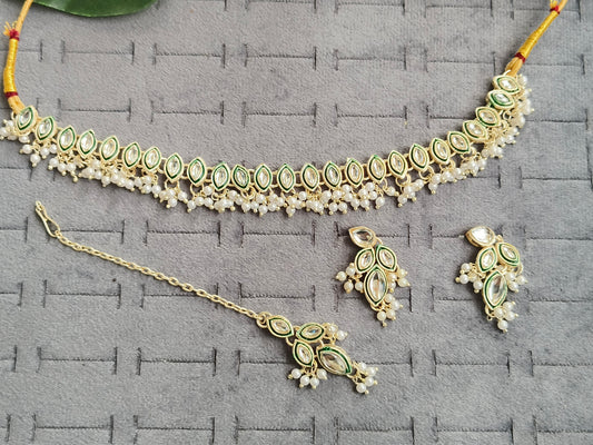 BEAUTIFUL SLEEK NEACKLACE SET