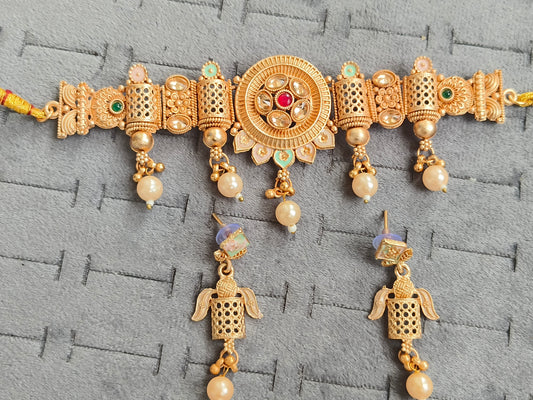 RAJWADI CHOKAR WITH EARRINGS