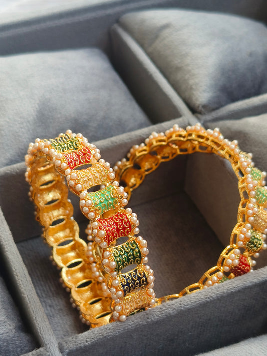 MULTICOLOR PEARL BANGLES RB07