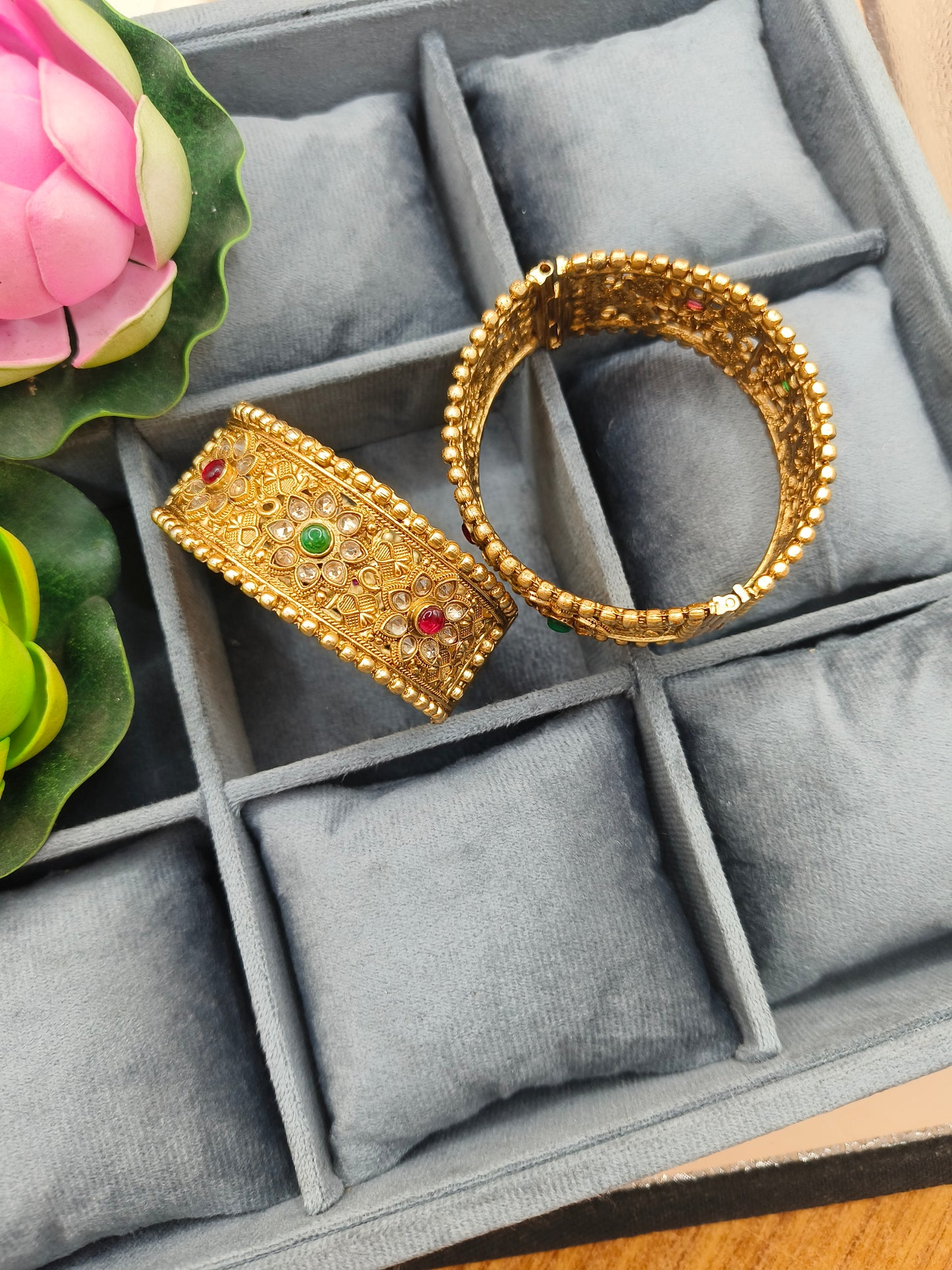 Rajwadi Bangles RB01