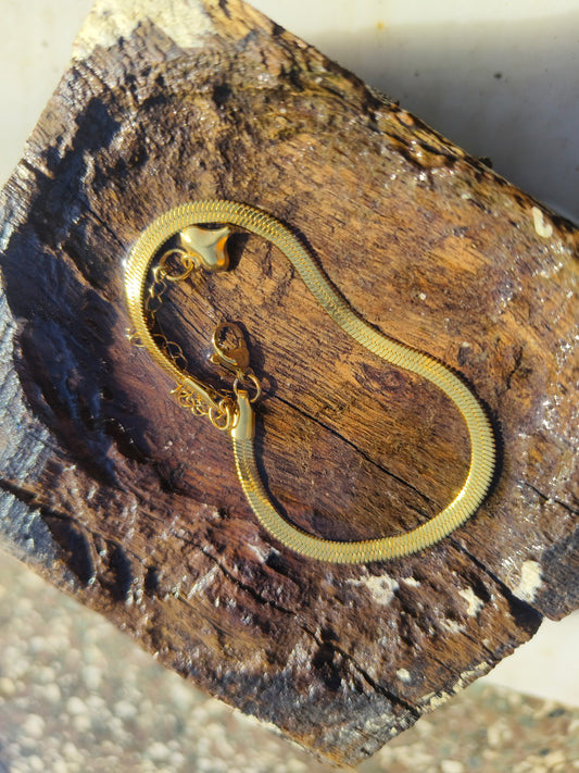 Gold Snake Chain Bracelet for Women | Anti-Tarnish Waterproof Bracelet | Minimal Everyday Jewellery