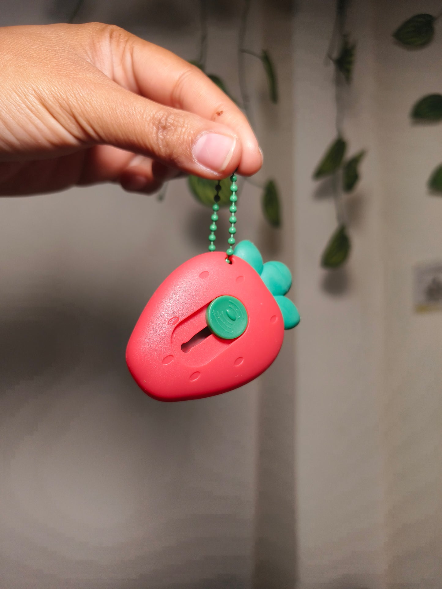 Strawberry Shape Mini Utility Cutter Keychain | Cute Retractable Box Cutter for Home, Office & Craft