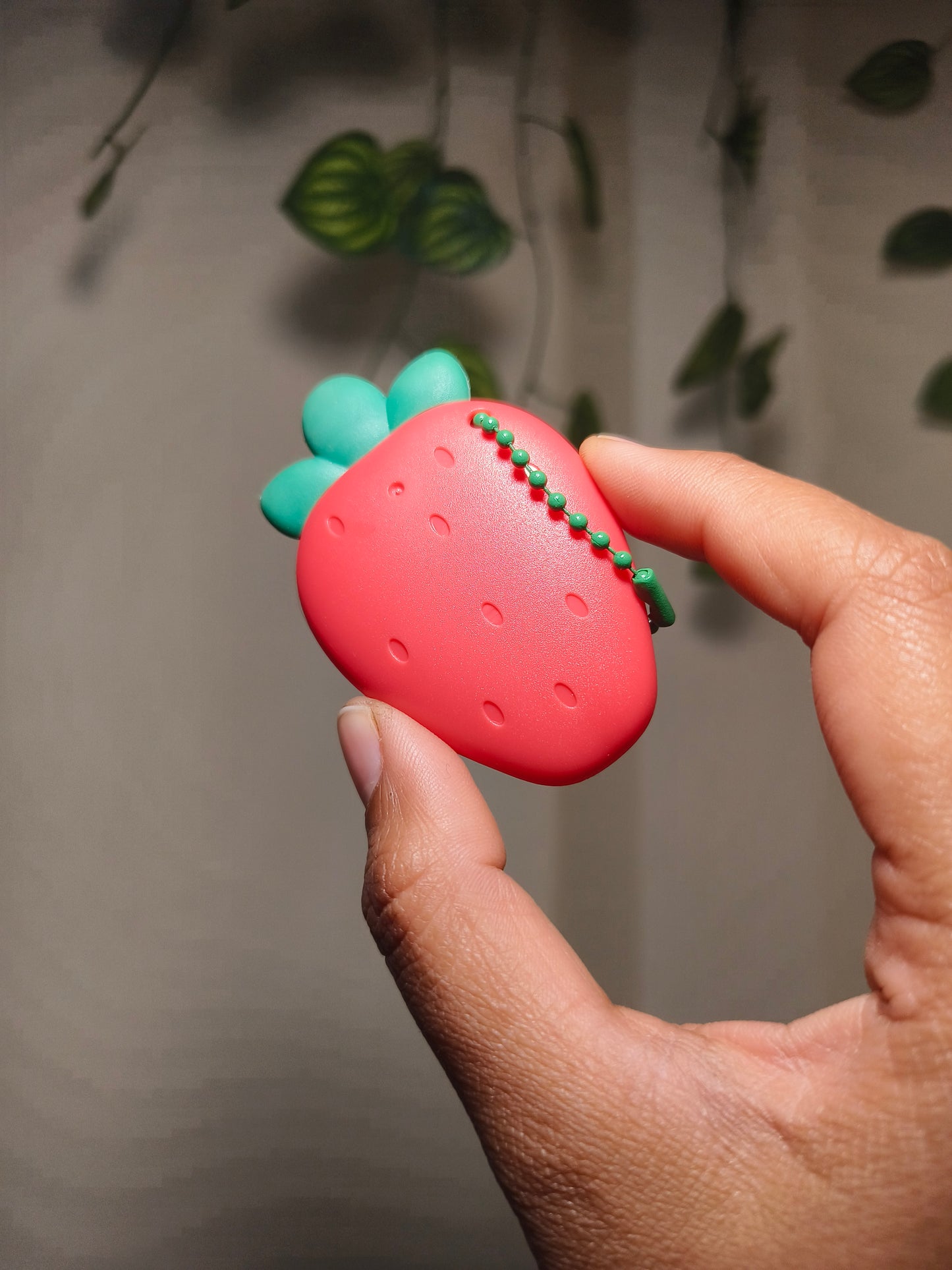 Strawberry Shape Mini Utility Cutter Keychain | Cute Retractable Box Cutter for Home, Office & Craft