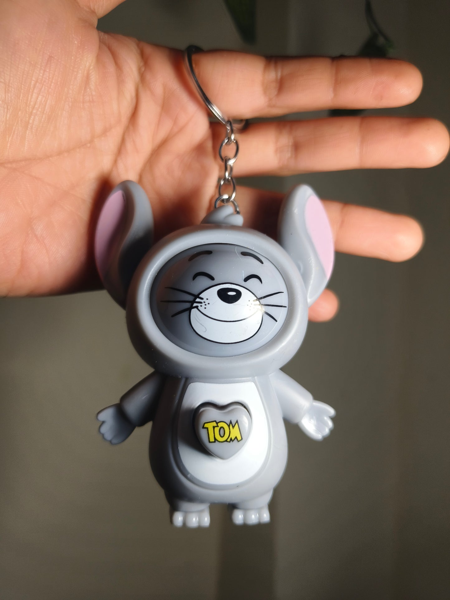 Tom Face Changing Keychain – Cute Cartoon Character Mood Keychain for Kids & Fans