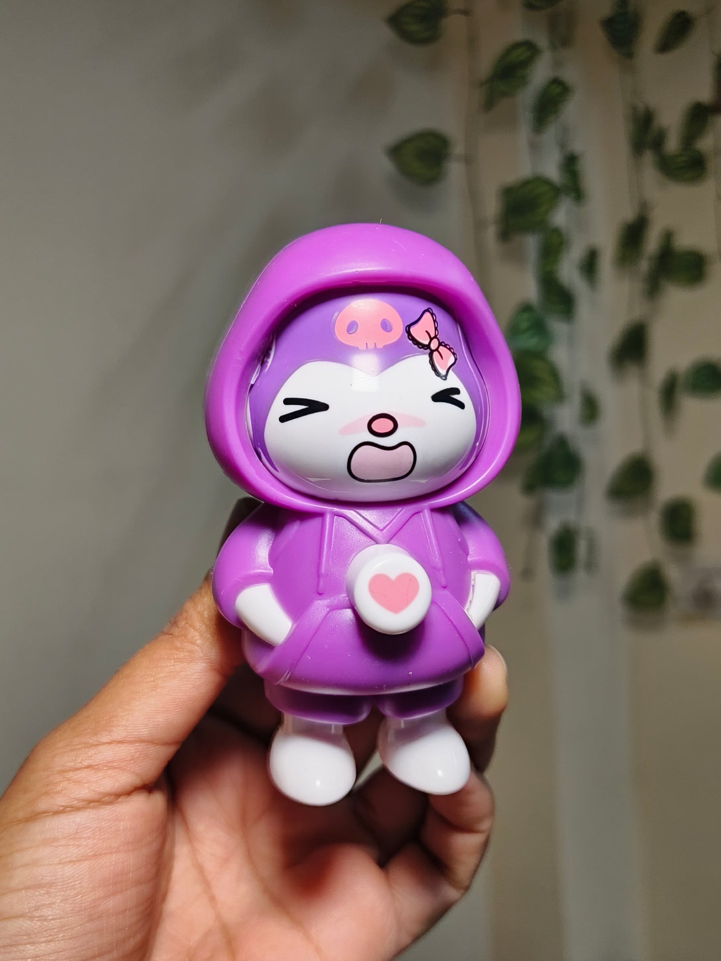 Face Changing Cute Cartoon Keychain – Kawaii Style Mood Changing Keychain for Kids & Girls