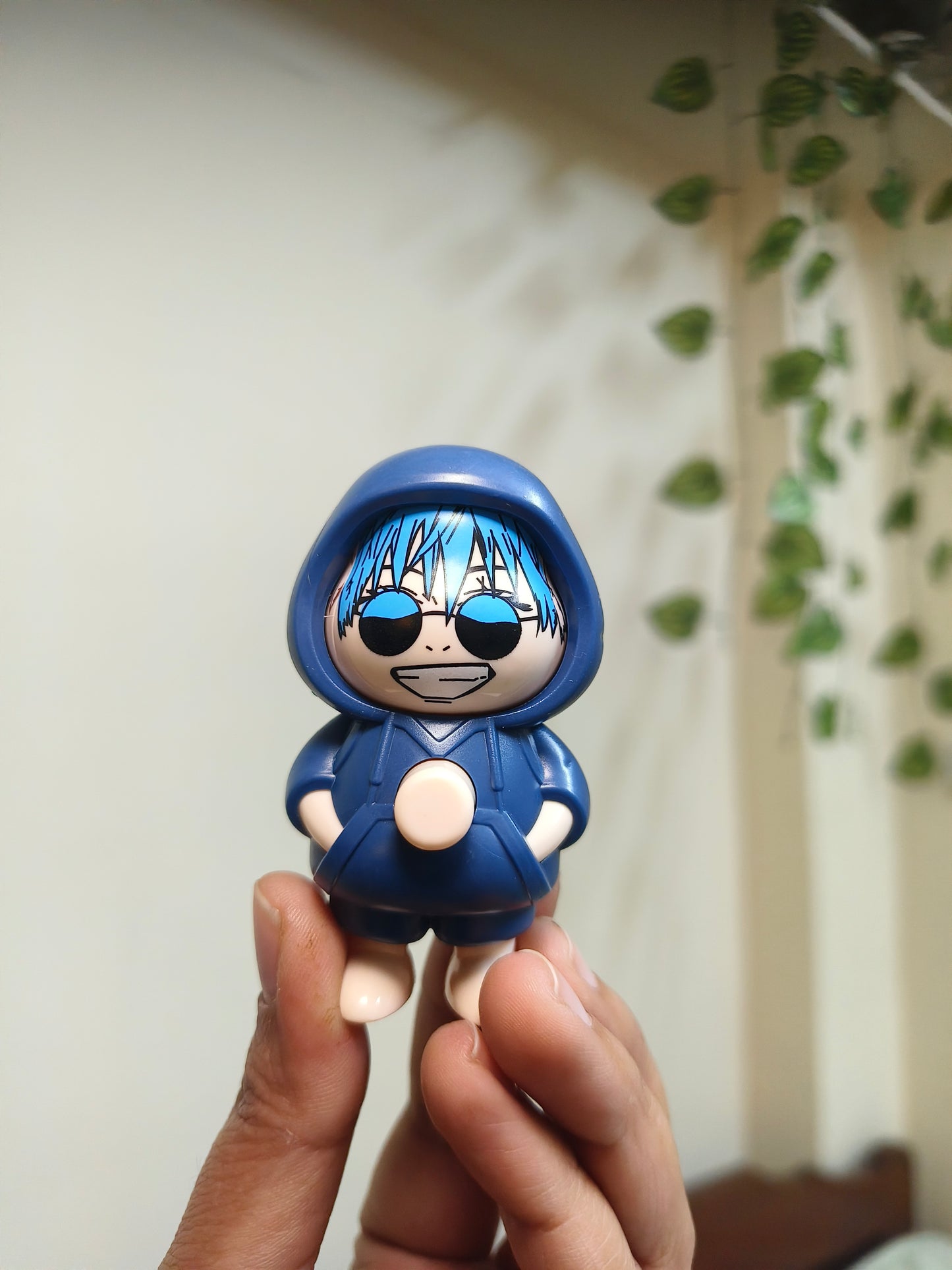 Mini 3 Mood Changing Anime Boy Keyring | Flip Face Hoodie Cartoon Keychain | Cute Collectible Key Ring