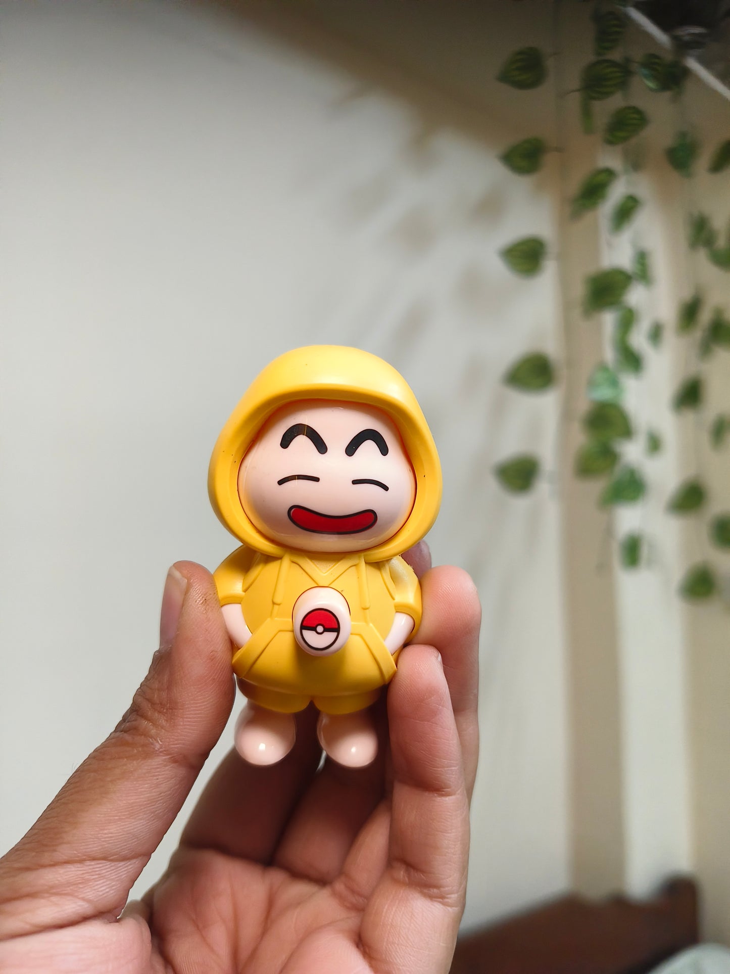 Mini Mood Changing Yellow Cartoon Keyring | Shinchan-Inspired Cute Character Keychain | Aesthetic Bag & Car Charm