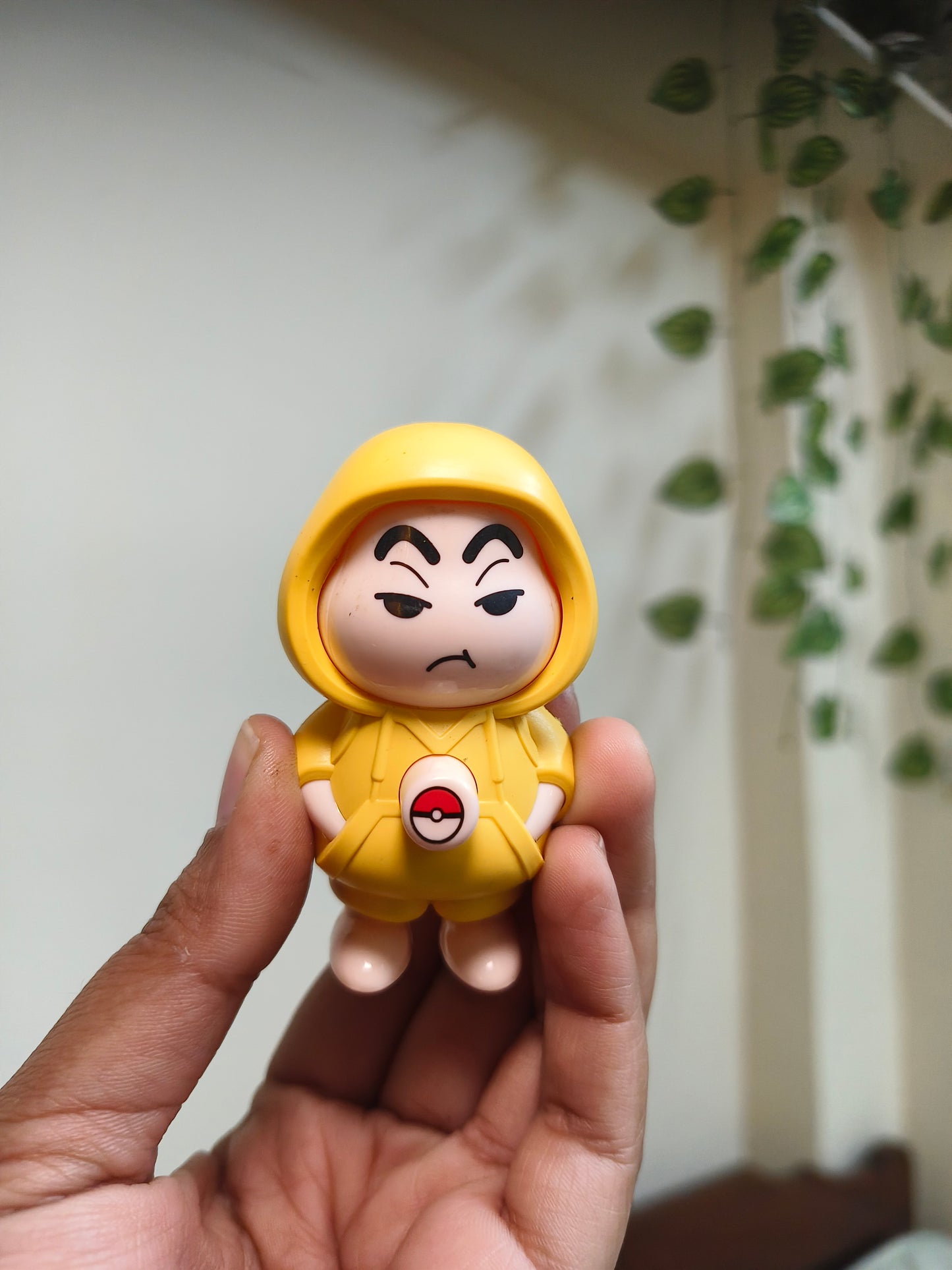 Mini Mood Changing Yellow Cartoon Keyring | Shinchan-Inspired Cute Character Keychain | Aesthetic Bag & Car Charm