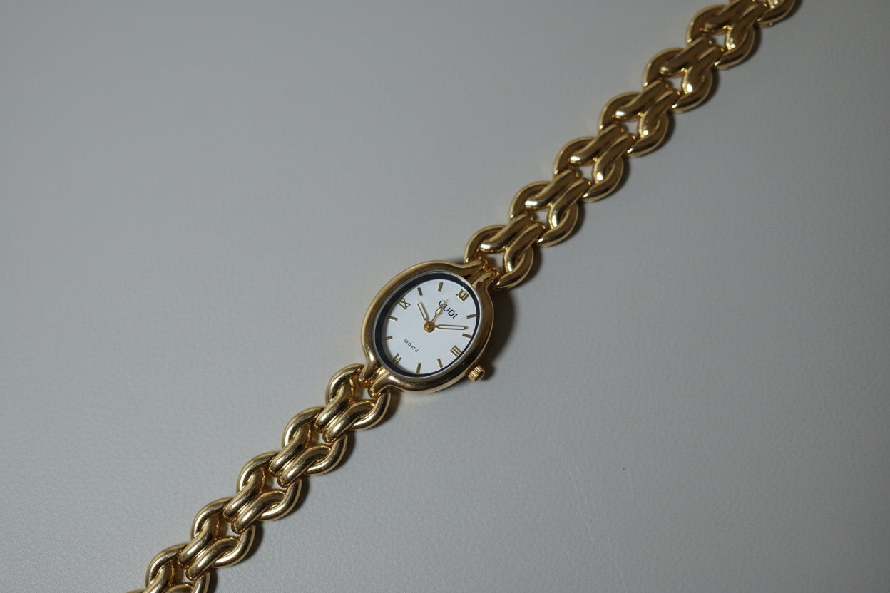 Luxury Gold Chain Bracelet Watch for Women | Vintage Oval Dial Statement Watch