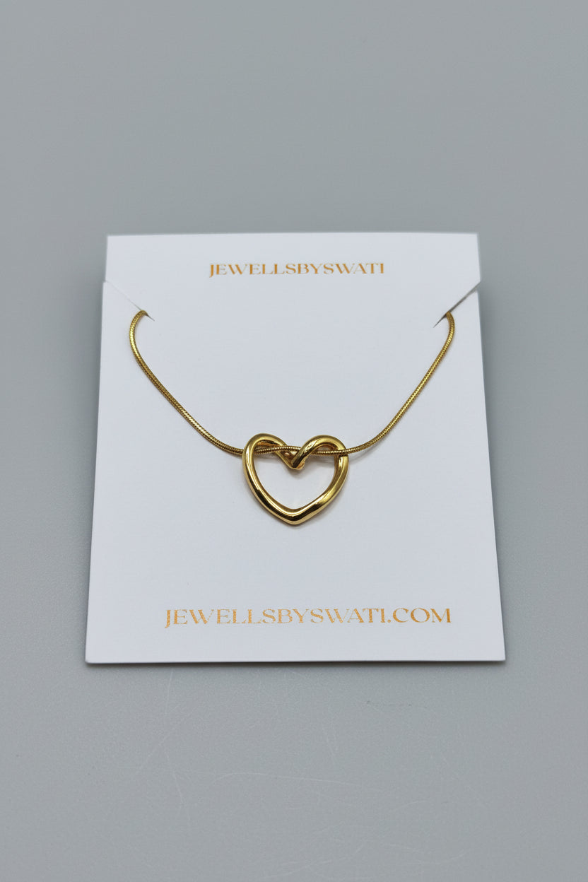 Minimal Gold Heart Pendant Necklace for Women | Elegant Love Charm Chain