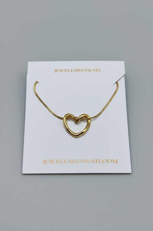 Minimal Gold Heart Pendant Necklace for Women | Elegant Love Charm Chain