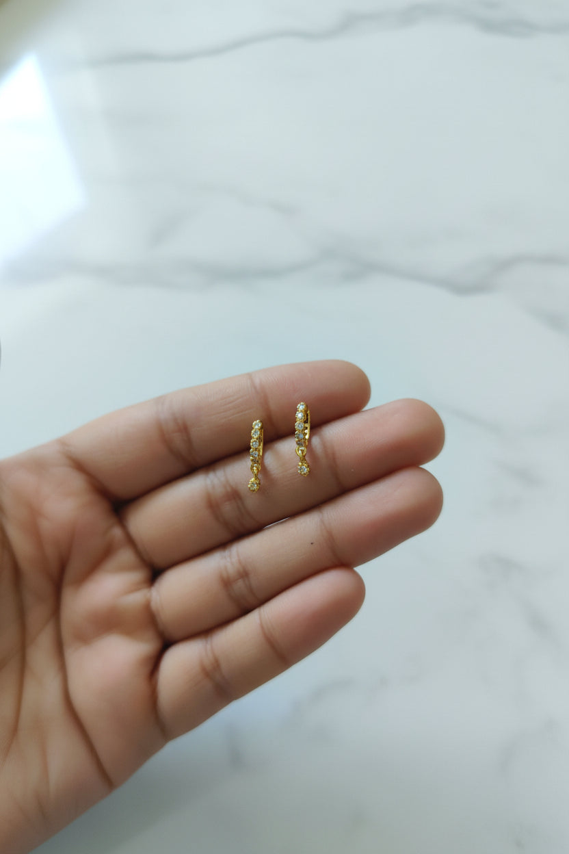 Golden small Dangler for Upper lobe &Helix Piercing