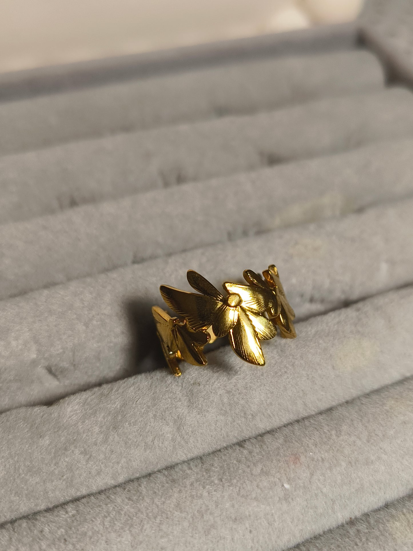 Abstract flower Band Ring