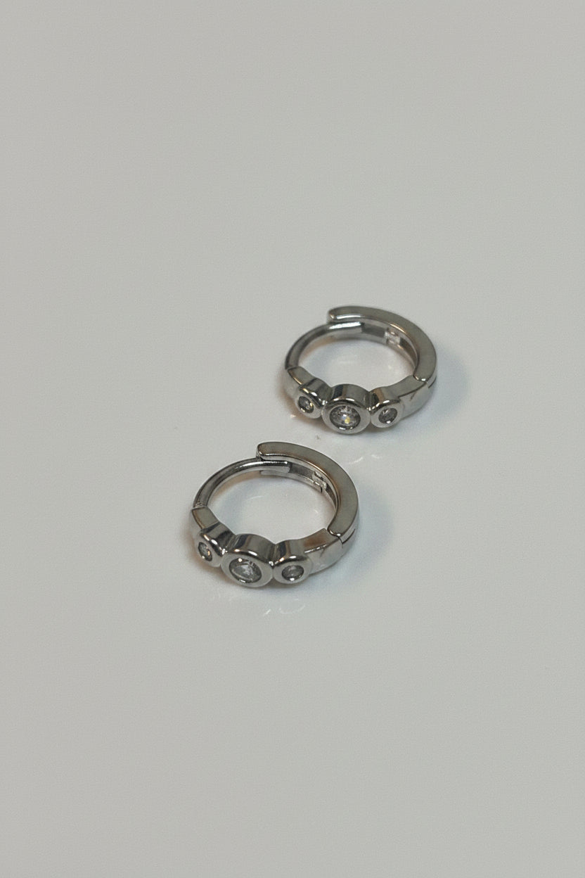 Silver hoops for Lobe Pierciebf