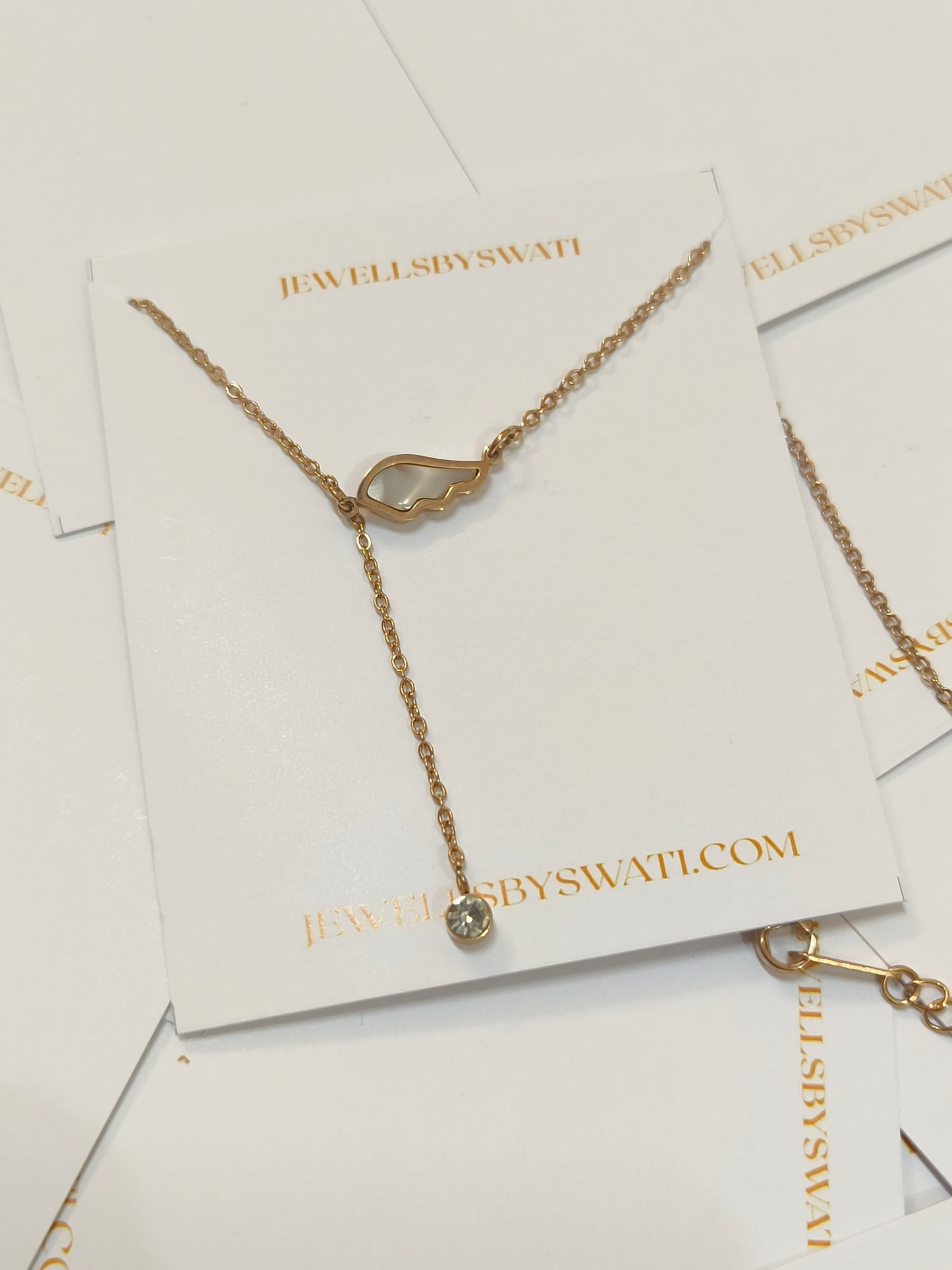 Rose Gold Hand Pendant Necklace for Women | Minimalist Drop Chain Jewelry