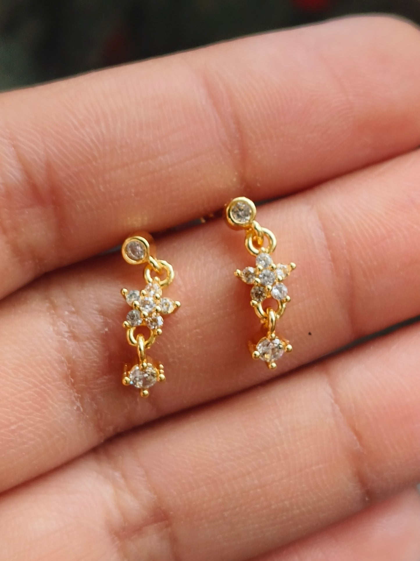 Ball back flower stone dangler |BB37