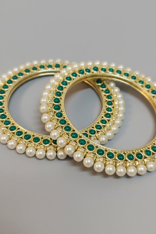 Green Rajwadi Bangles With Pearl