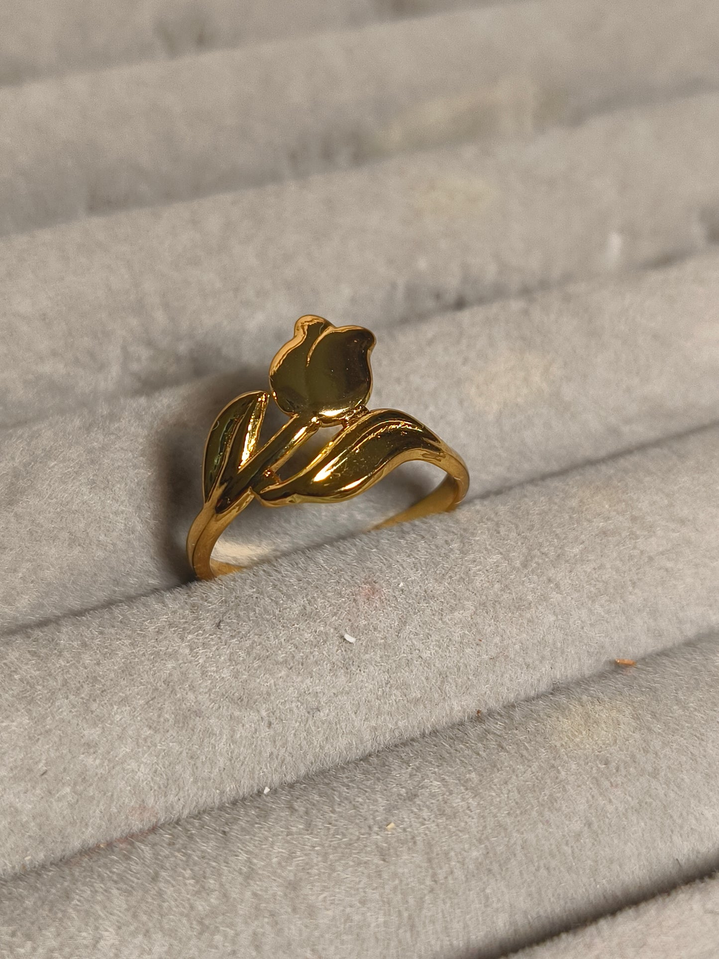Golden Tulip Anti-Tarnish Waterproof Ring 🌷✨