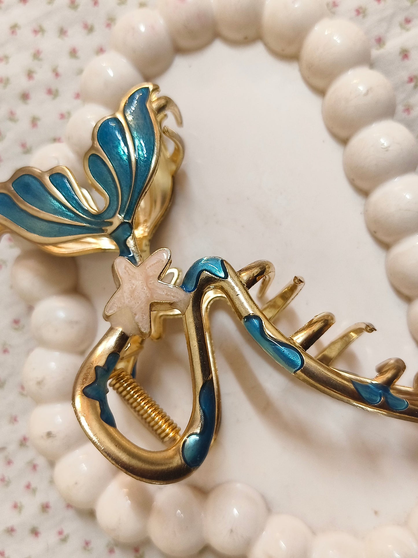 Golden Mermaid Hair Claw
