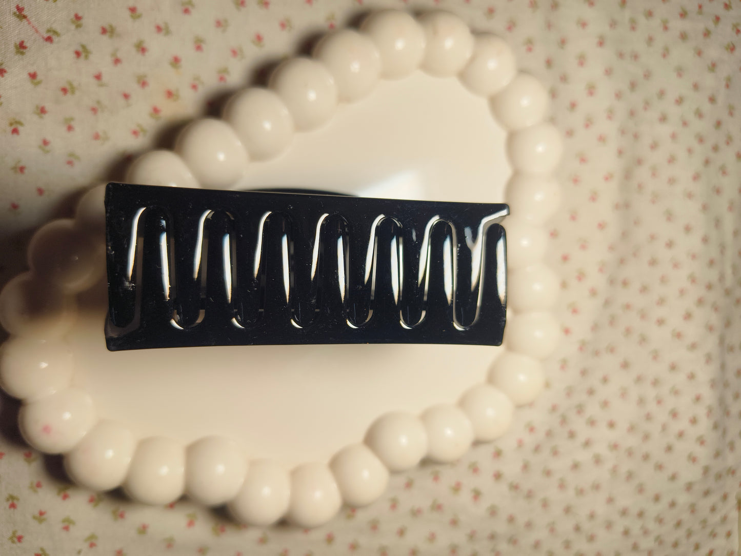 Big Black Hair Claw