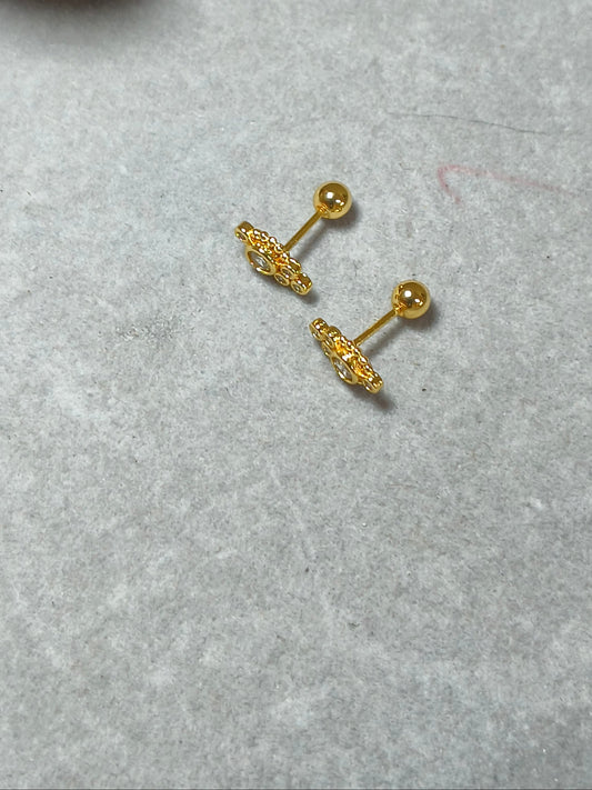 Ball back studs for helix and loob piercing