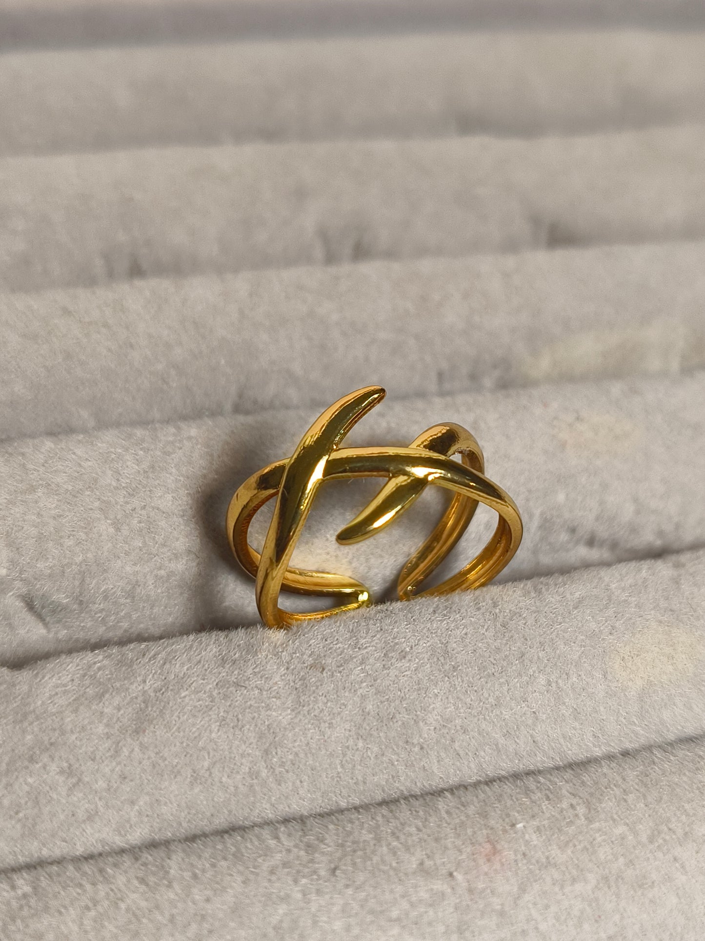 Minimal Cross Wrap Anti-Tarnish Waterproof Ring ✨