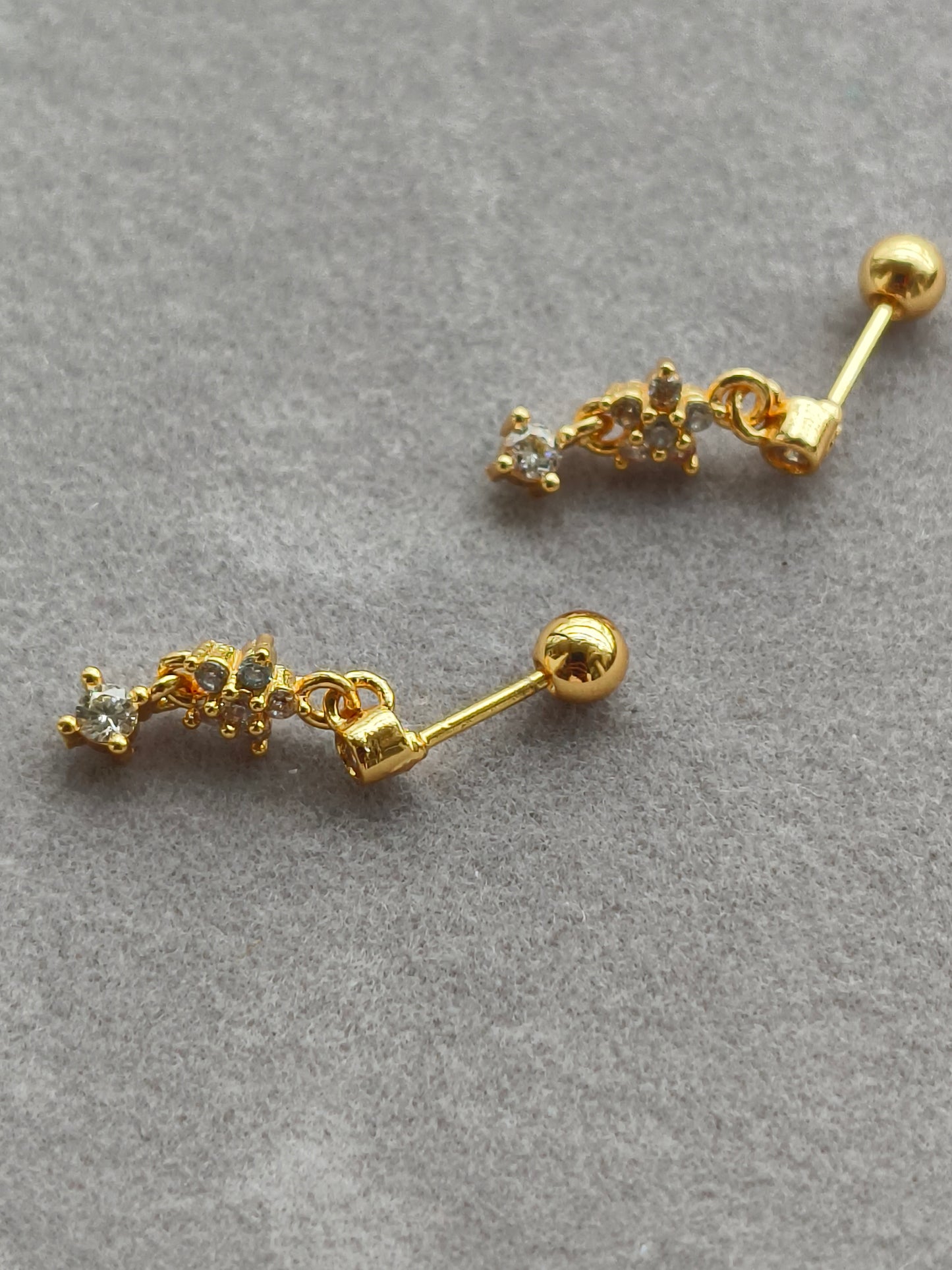 Ball back flower stone dangler |BB37