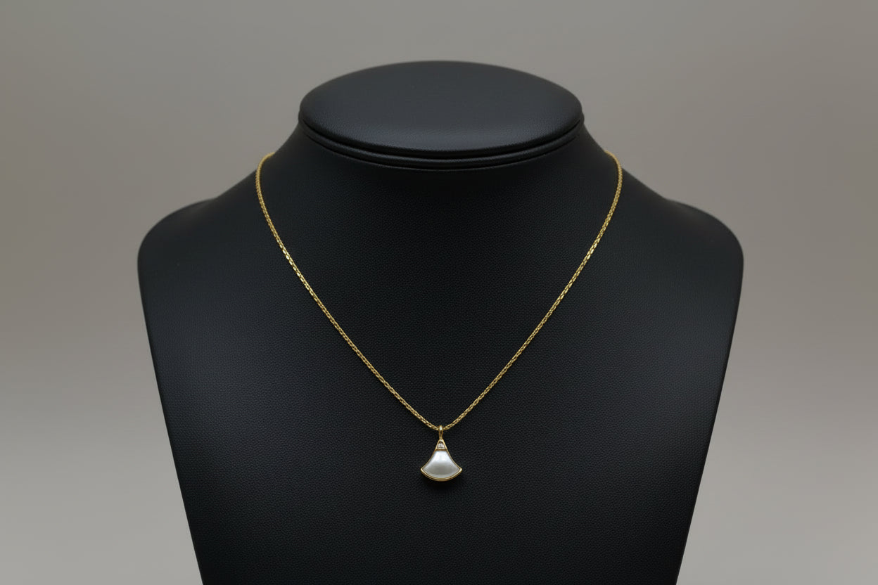 Elegant White Pearl Pendant Necklace for Women | Minimal Gold Chain Pearl Charm | Premium Daily Wear Jewellery
